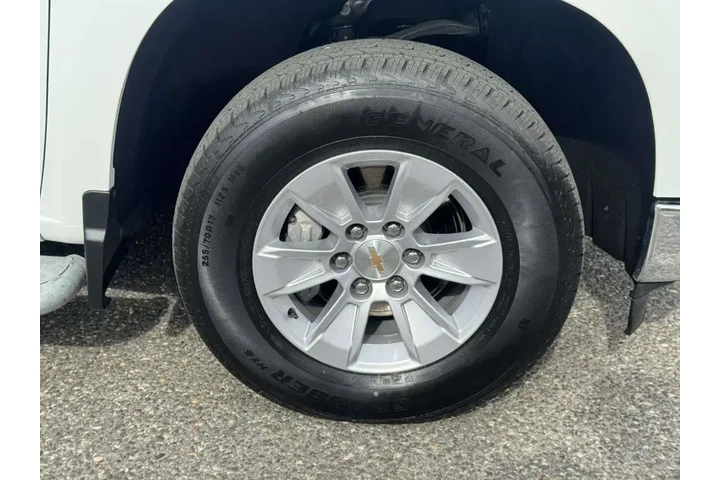 $34600 : Chevrolet Silverado 1500 202 image 9