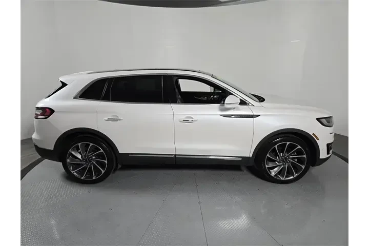 $22555 : Lincoln Nautilus 2019 AWD Re image 4