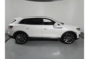 $22555 : Lincoln Nautilus 2019 AWD Re thumbnail