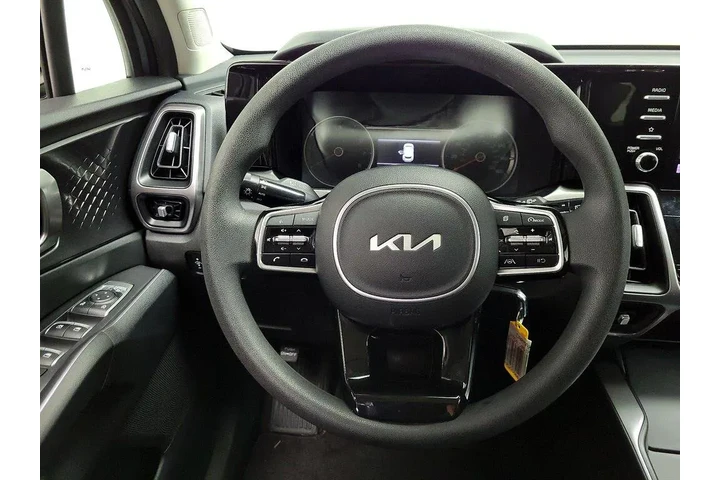 $25998 : Kia Sorento 2023 LX 4dr SUV image 10