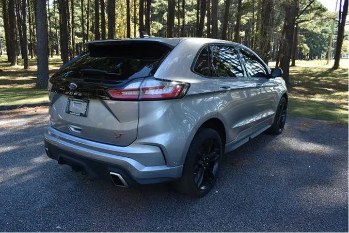 $22568 : Ford Edge 2022 AWD ST 4dr Cr image 3