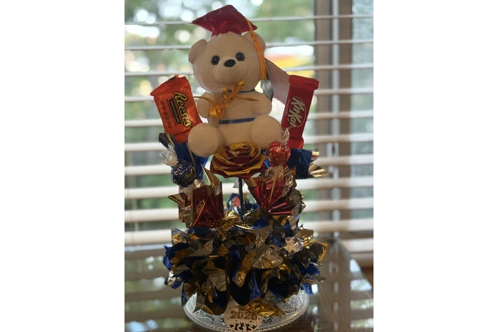 Bright Decorations image 4