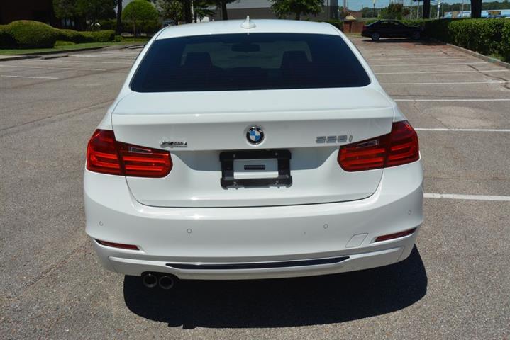 2015 BMW 3 Series 328i xDrive image 8