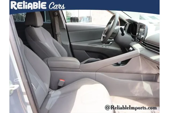 $19998 : Hyundai ELANTRA 2022 SEL 4dr image 10