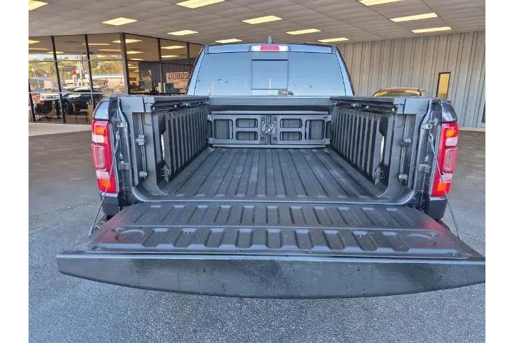 $28988 : Ram 1500 2019 4x4 Limited 4d image 7