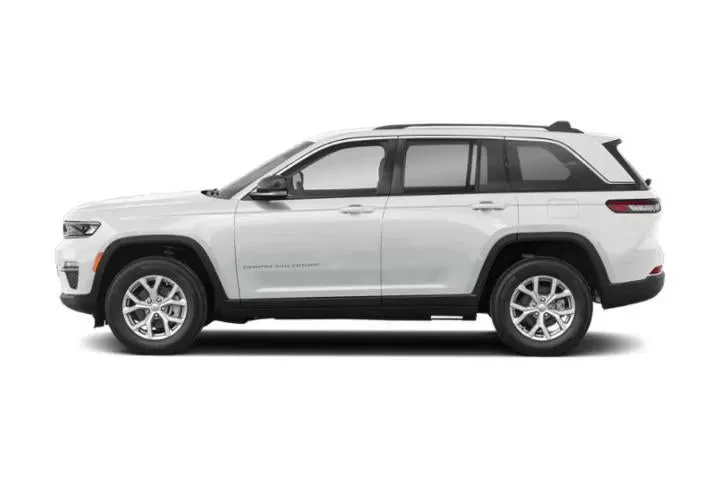 $27988 : 2022 Grand Cherokee Overland image 2