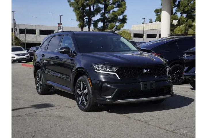 $19900 : Kia Sorento 2021 S 4dr SUV image 2