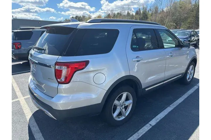 $15311 : Ford Explorer 2017 AWD XLT 4 image 6