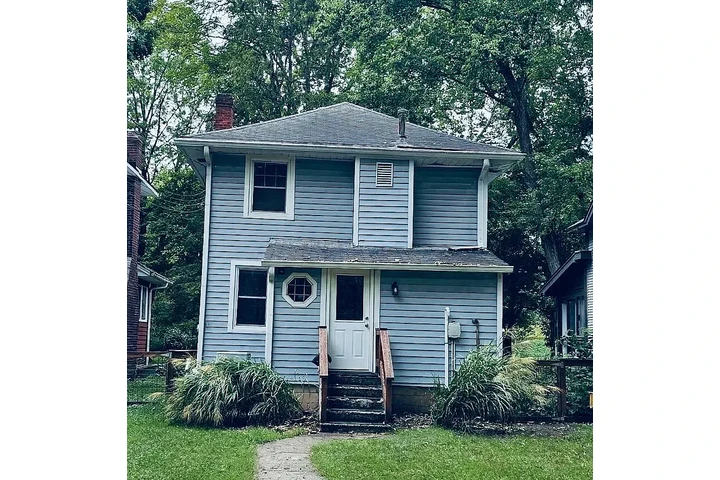 $1300 : Beautiful, rare find right on image 2