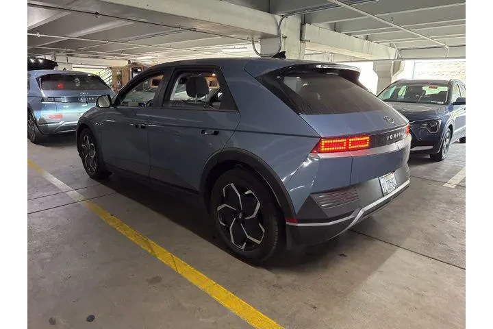 $26500 : Hyundai IONIQ 5 2024 SEL 4dr image 4