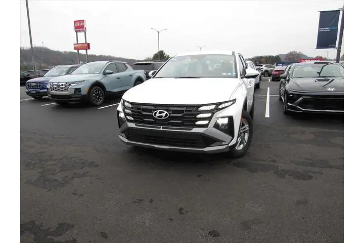 $25288 : Hyundai TUCSON 2025 AWD SE 4 image 1