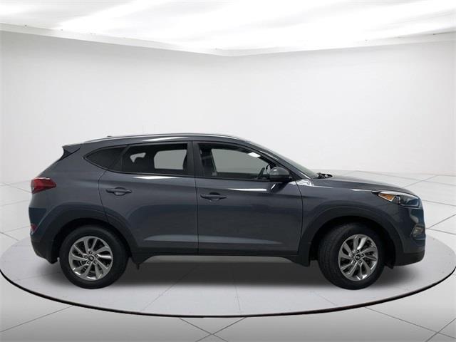 $14450 : Pre-Owned 2018 Tucson SEL image 2