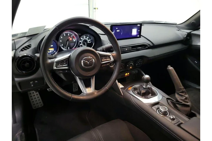 $29998 : Mazda MX-5 Miata 2024 Club 2 image 9
