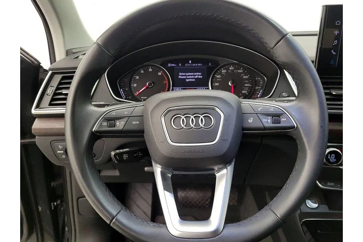 $29998 : Audi Q5 2023 AWD quattro S l image 10