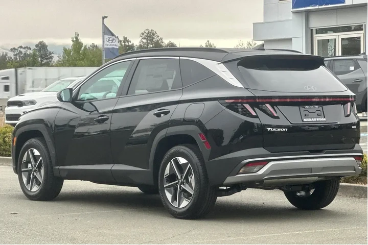 $31990 : Hyundai TUCSON 2025 AWD SEL image 6