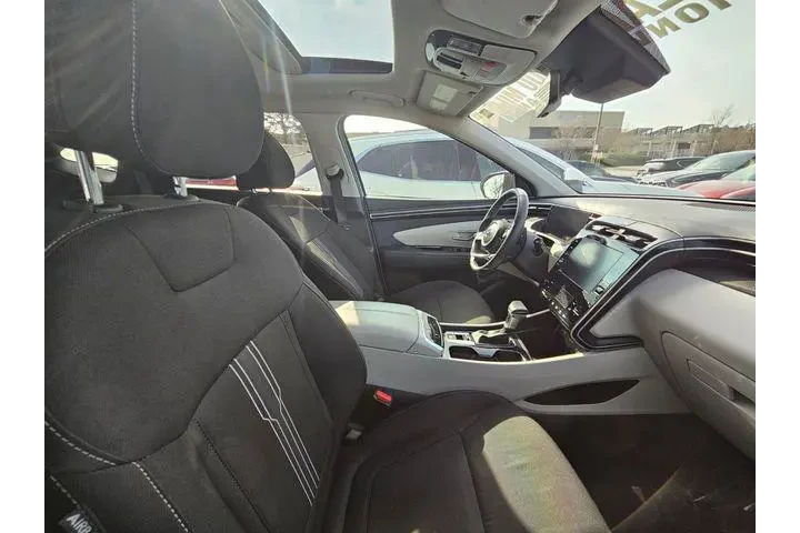 $17991 : Hyundai TUCSON 2022 SEL 4dr image 8