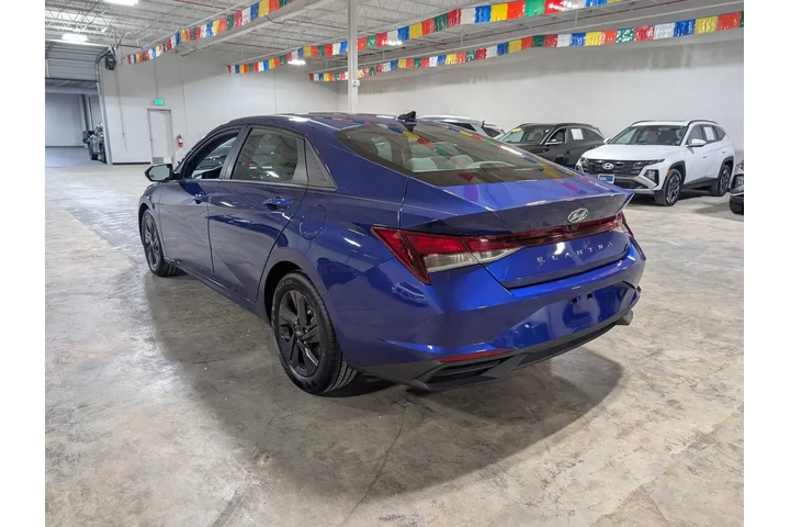 $18144 : Hyundai ELANTRA 2023 SEL 4dr image 5