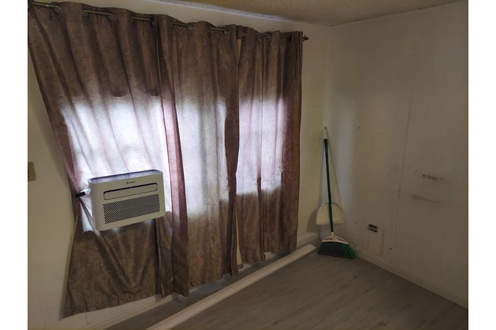 $595 : RECAMARA COMODA EN RENTA $595 image 2