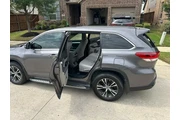$15000 : 2019 Highlander LE thumbnail