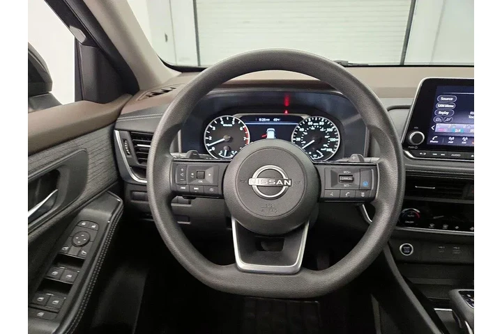 $22998 : Nissan Rogue 2023 SV 4dr Cro image 10