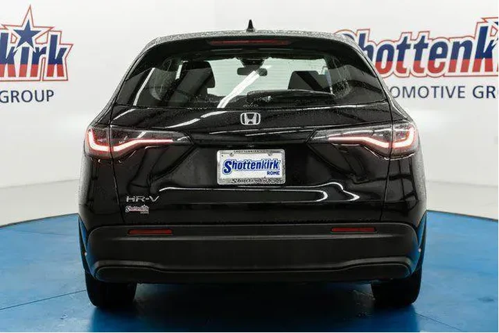 $25684 : Honda HR-V 2024 AWD LX 4dr C image 6