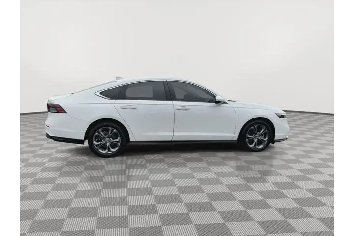 $28000 : Honda Accord 2024 EX 4dr Sed image 9