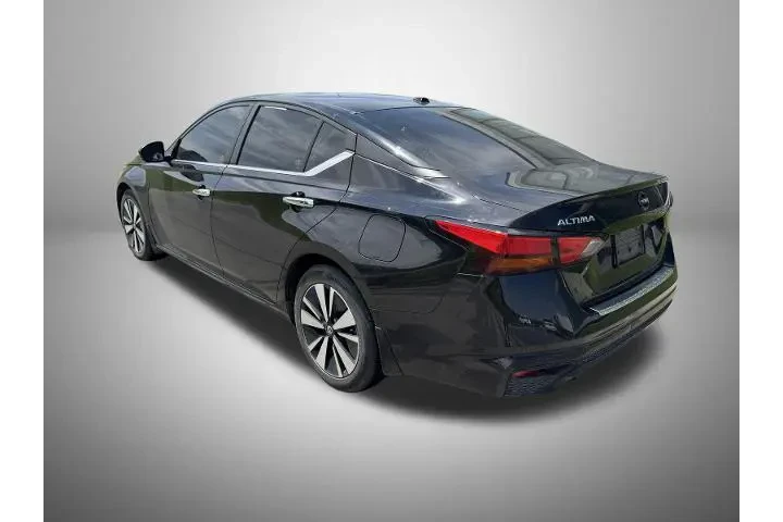 $19516 : Nissan Altima 2022 2.5 SV 4d image 3