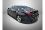 $19516 : Nissan Altima 2022 2.5 SV 4d thumbnail