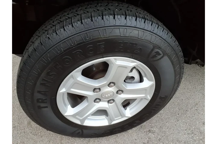 $21962 : Jeep Wrangler 2021 4x4 Sport image 8