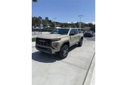 $38900 : GMC Canyon 2023 4x4 AT4 4dr thumbnail