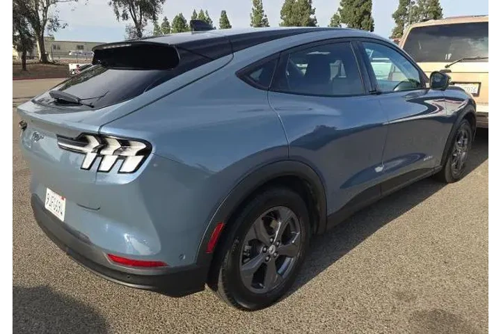 $29600 : Ford Mustang Mach-E 2023 Sel image 2