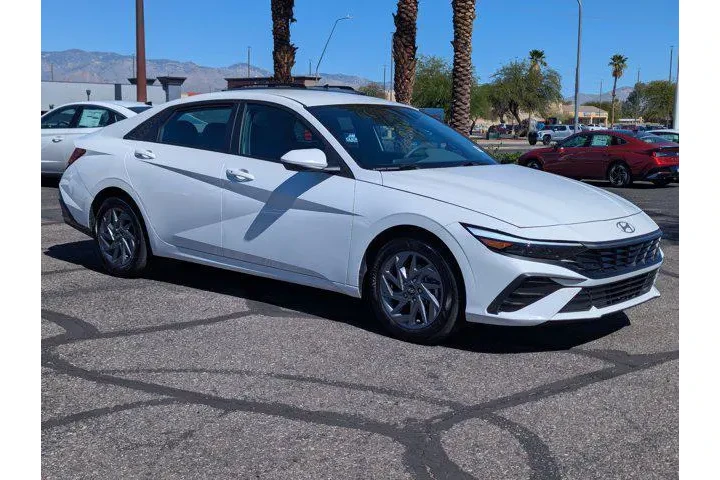 $19999 : Hyundai ELANTRA 2024 SEL 4dr image 1