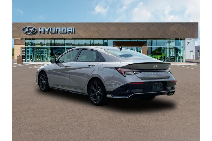 $25091 : Hyundai ELANTRA 2025 N Line image 5