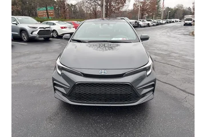 $24243 : Toyota Corolla Hybrid 2024 S image 2