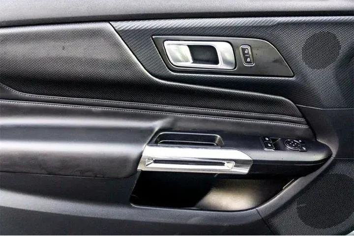 $26766 : Ford Mustang 2024 EcoBoost 2 image 10