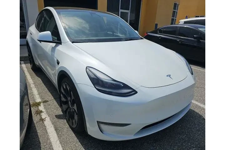 $32000 : Tesla Model Y 2022 AWD Perfo image 5