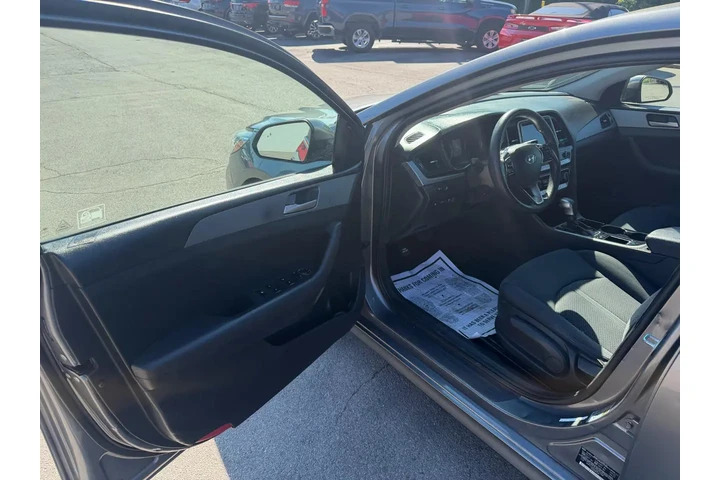 2018 Sonata SE 2.4L SULEV image 8