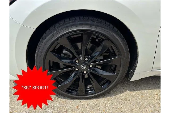 $30800 : Nissan Maxima 2023 3.5 SR 4d image 3