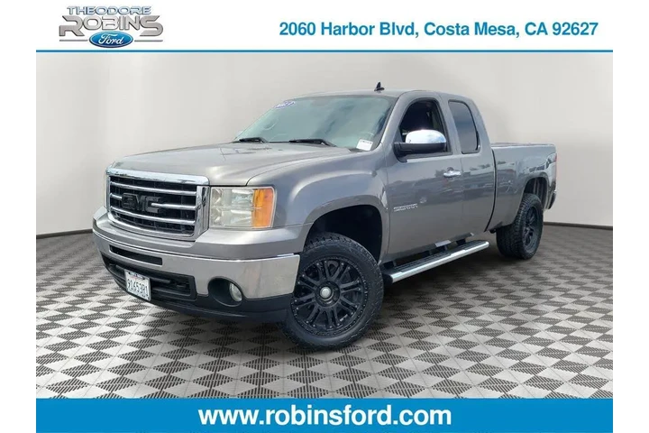 $16994 : GMC Sierra 1500 2013 4x4 SLE image 1
