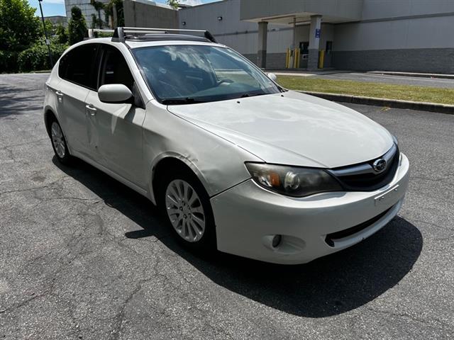 $5995 : 2011 Impreza 2.5i Premium 5-D image 1