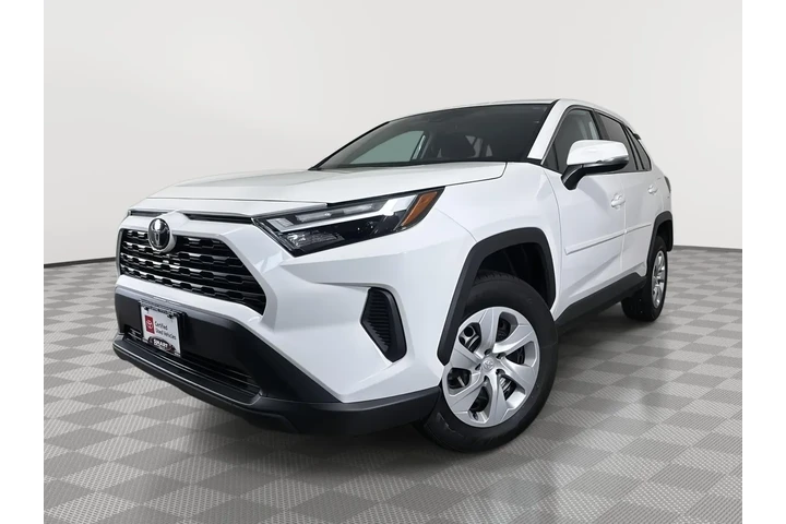 $31989 : Gold Certified 2024 RAV4 LE image 1