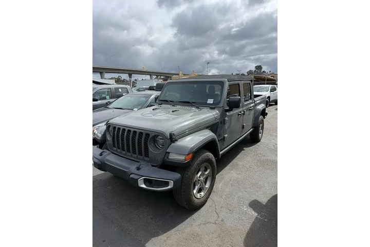 $32900 : Jeep Gladiator 2021 4x4 Texa image 1