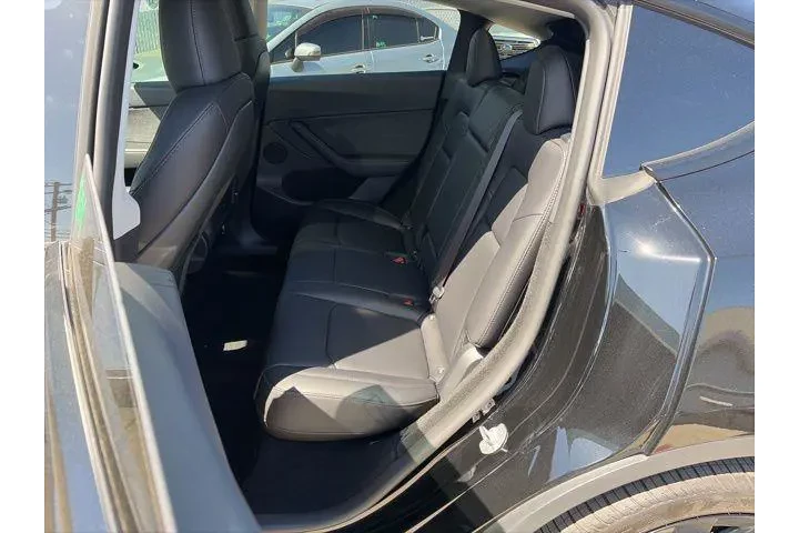 $32200 : Tesla Model Y 2024 Long Rang image 6