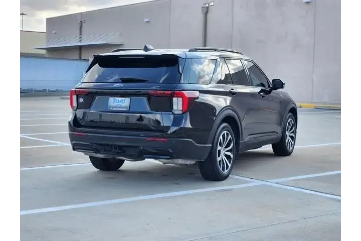 $39850 : Ford Explorer 2025 ST-Line 4 image 5