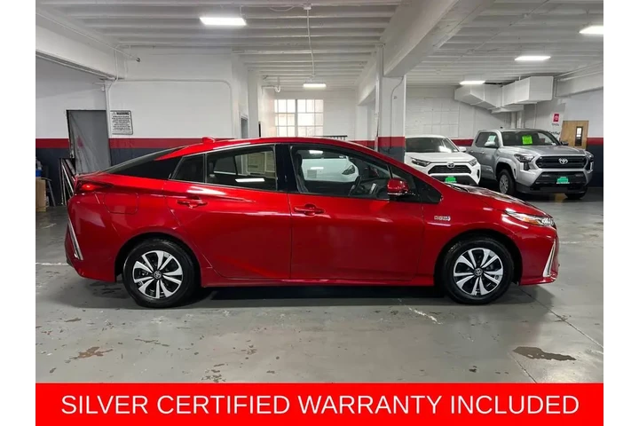 $18988 : Silver Certified2017 Prius Pr image 6