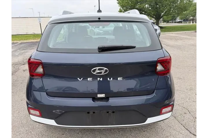 $21866 : Hyundai VENUE 2025 Limited 4 image 4