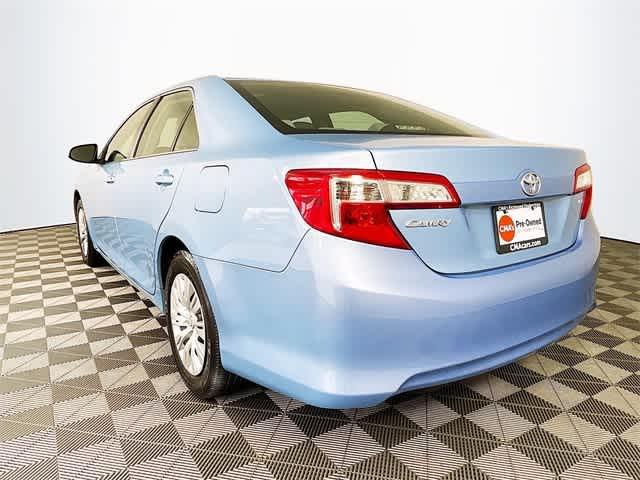 $13080 : PRE-OWNED 2013 TOYOTA CAMRY LE image 8