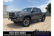 $38700 : Toyota Tacoma 2021 4x4 TRD P thumbnail