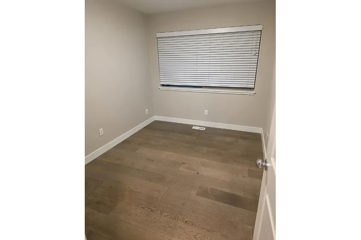 $1000 : Remodeled 3BR/2BA Home image 6