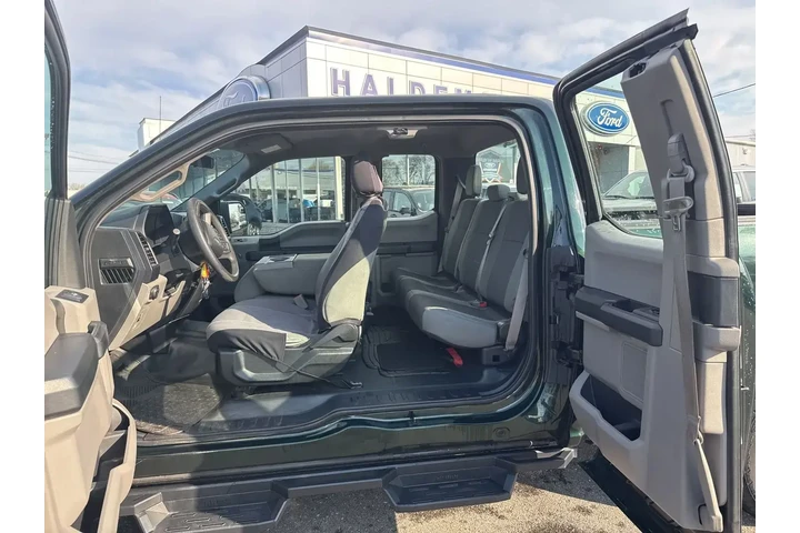 $14995 : Ford F-150 2016 4x4 Lariat 4 image 9